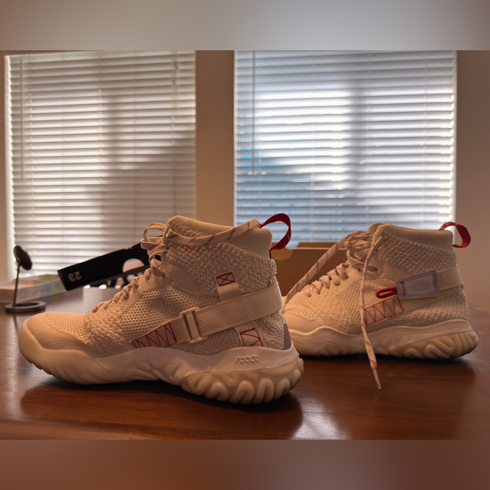 Jordan Apex-React Cream and Red Sneakers - Picture 7 of 10
